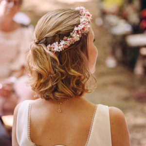 Couronne de fleurs séchées pour cheveux