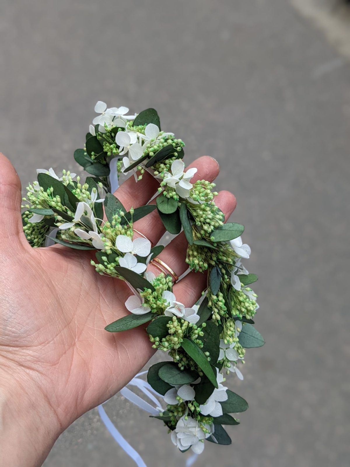 Couronne de fleurs séchées pour cheveux