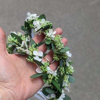 Couronne de fleurs séchées pour cheveux