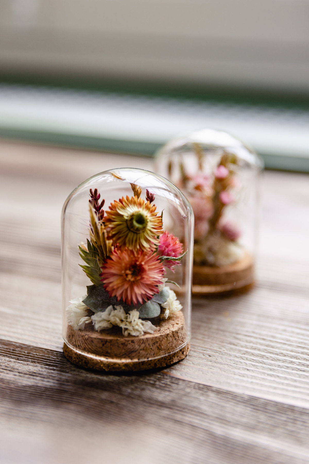 Cloche de fleurs séchées