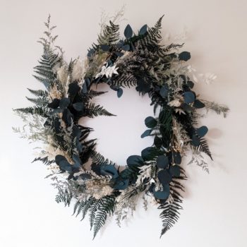 Couronne de fleurs séchées