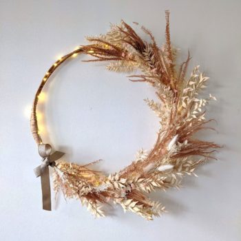 Couronne de fleurs séchées