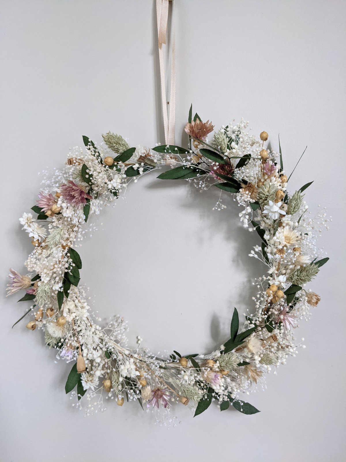 Couronne de fleurs séchées