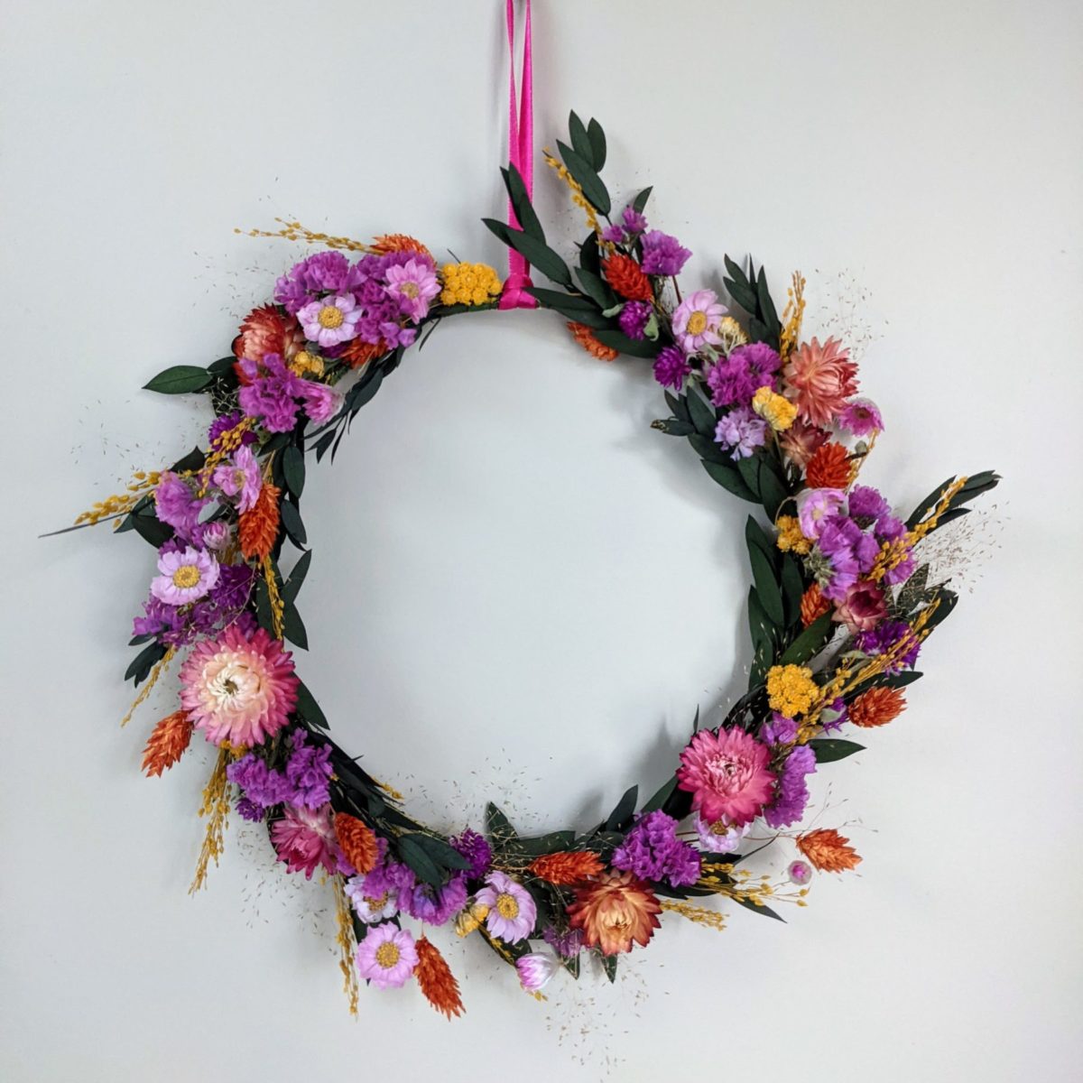 Couronne de fleurs séchées