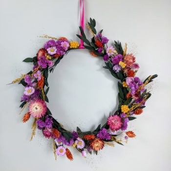 Couronne de fleurs séchées