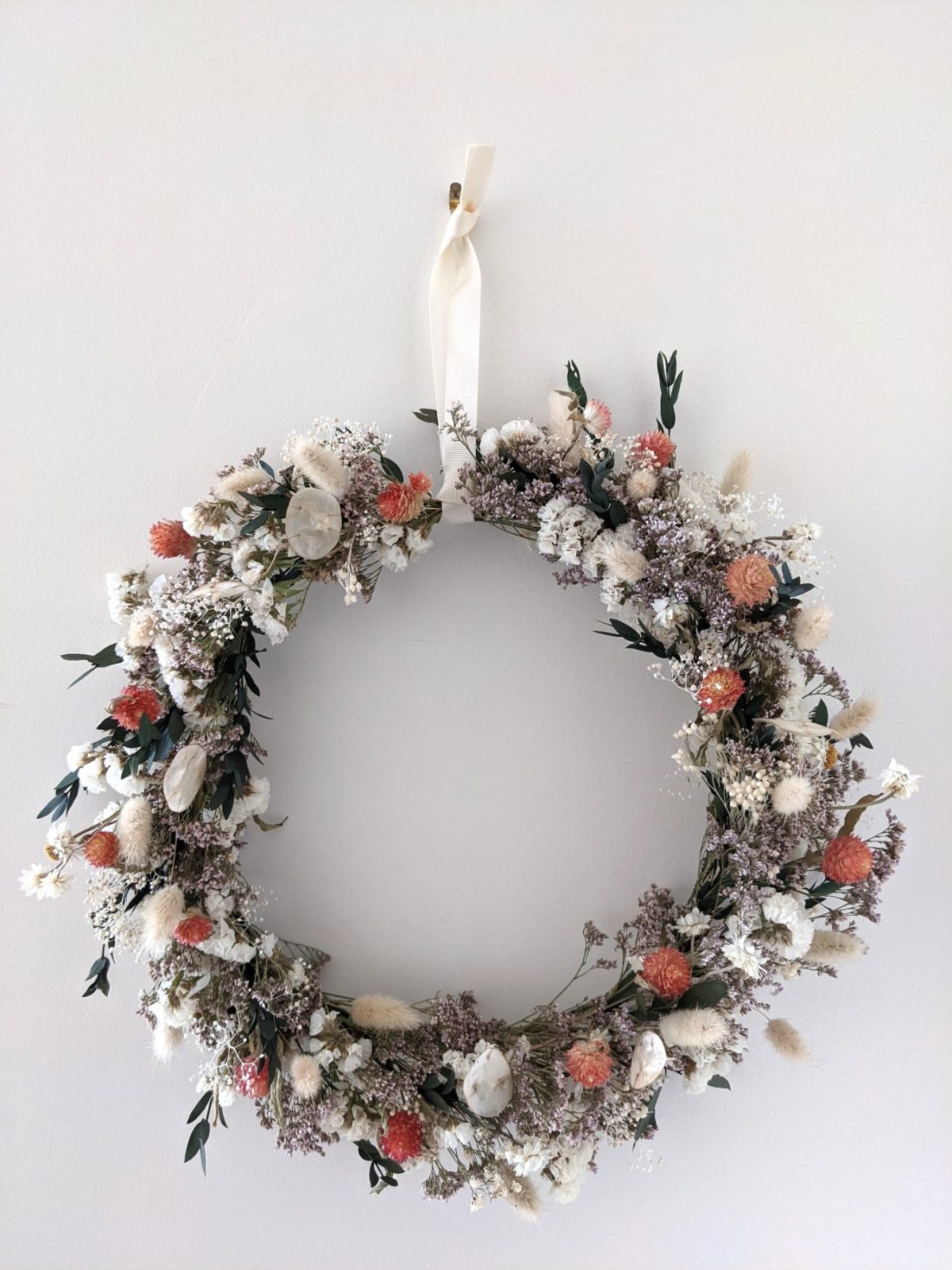 Couronne de fleurs séchées